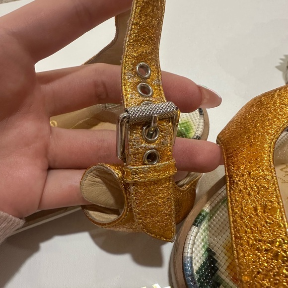 Christian Louboutin sandals size 7 1/2 - Picture 6 of 6